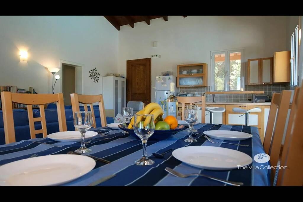Gastouri Villa Pascalia With Heated Pool In October And Views Achilleion Екстер'єр фото