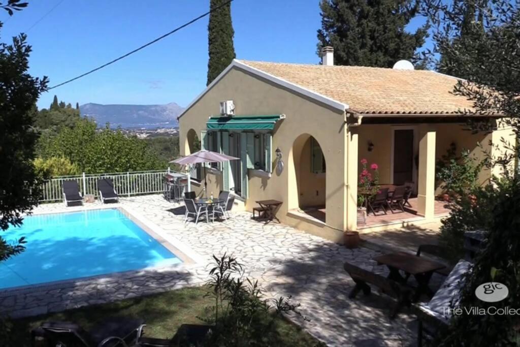 Gastouri Villa Pascalia With Heated Pool In October And Views Achilleion Екстер'єр фото