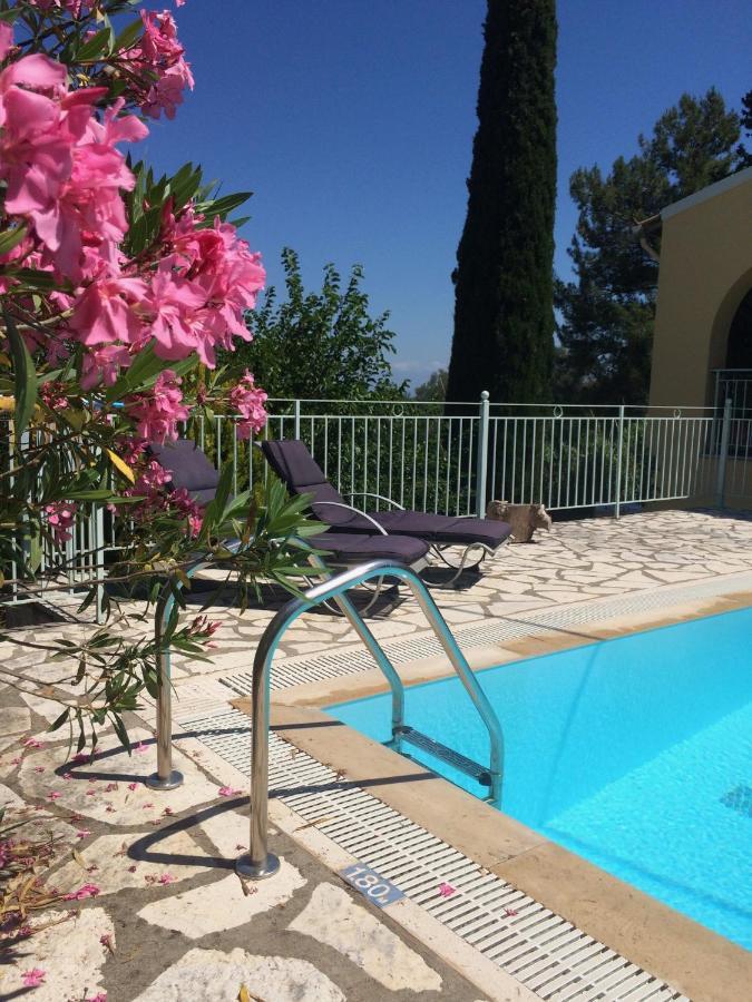Gastouri Villa Pascalia With Heated Pool In October And Views Achilleion Екстер'єр фото