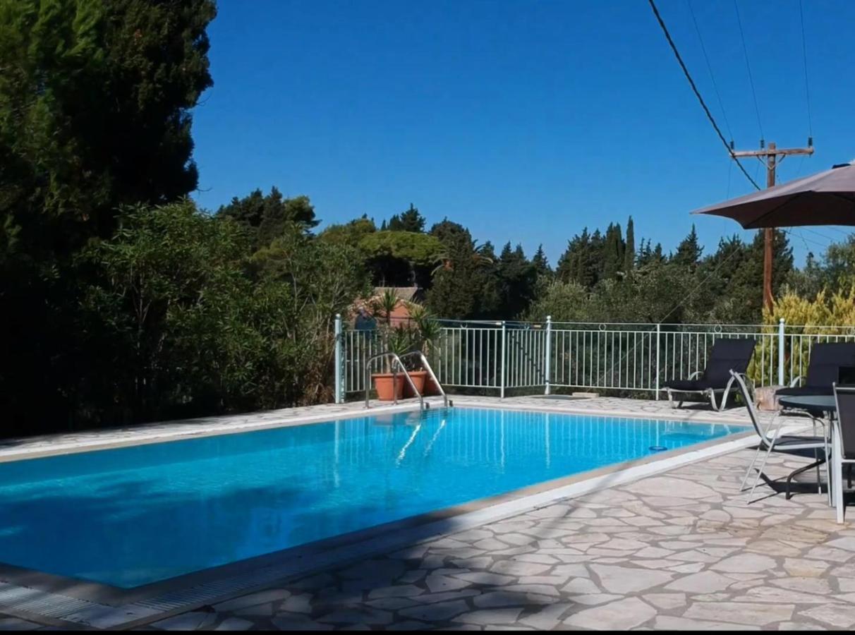Gastouri Villa Pascalia With Heated Pool In October And Views Achilleion Екстер'єр фото