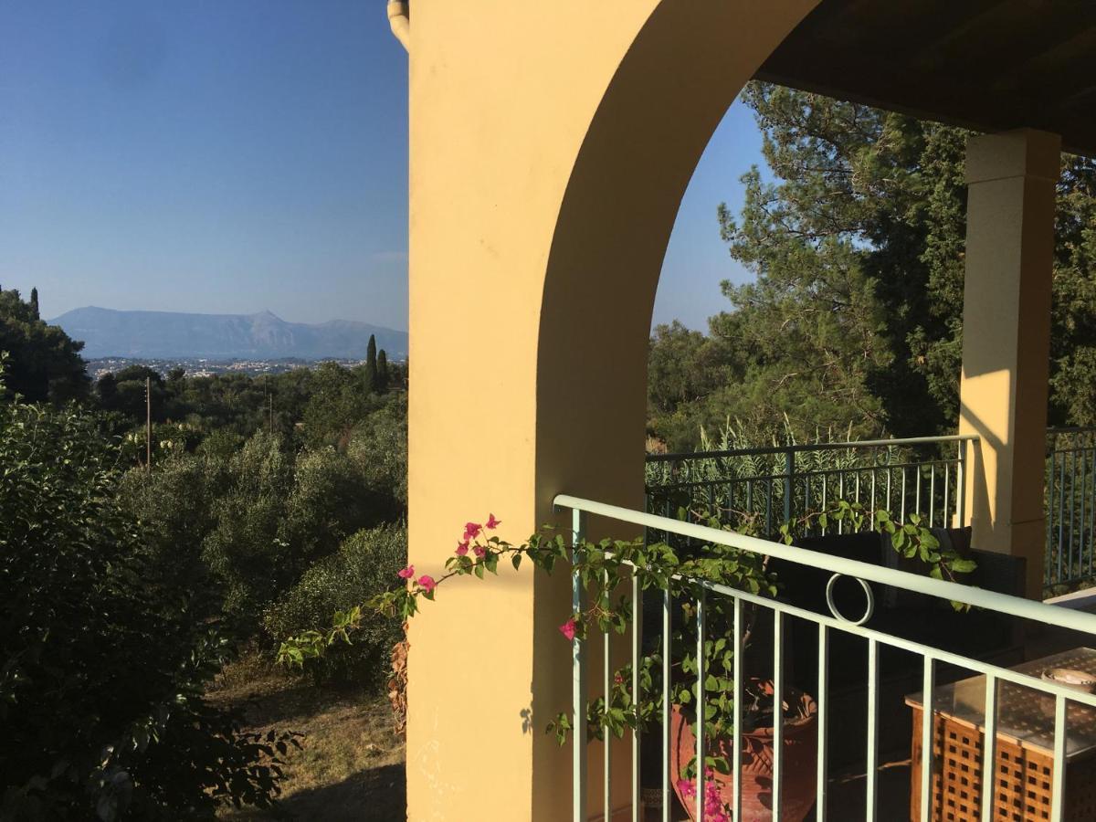 Gastouri Villa Pascalia With Heated Pool In October And Views Achilleion Екстер'єр фото
