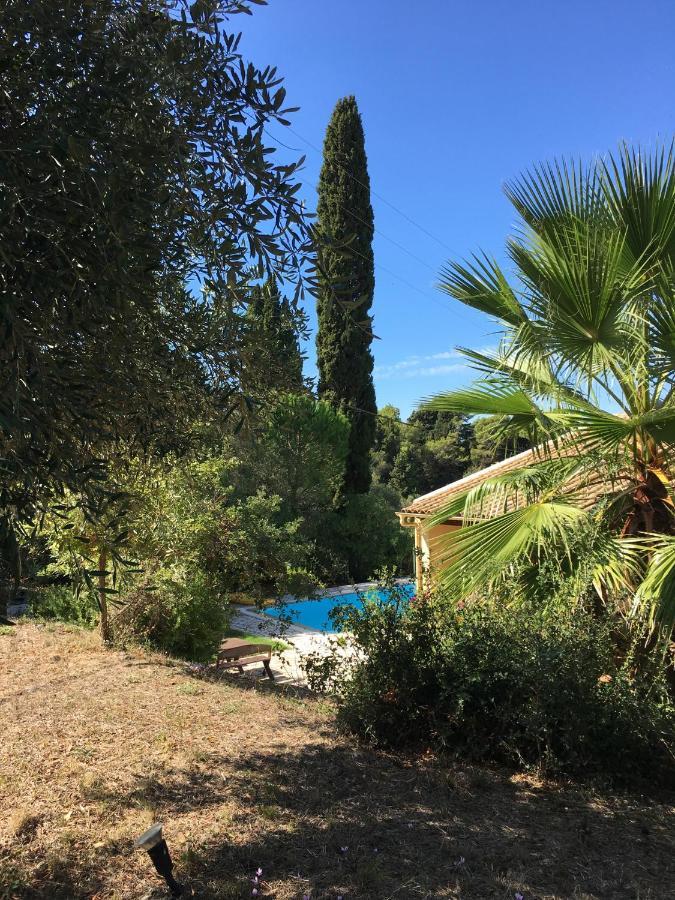 Gastouri Villa Pascalia With Heated Pool In October And Views Achilleion Екстер'єр фото
