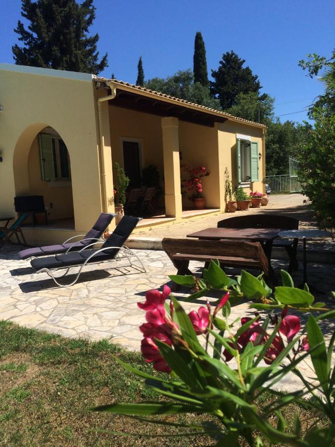 Gastouri Villa Pascalia With Heated Pool In October And Views Achilleion Екстер'єр фото