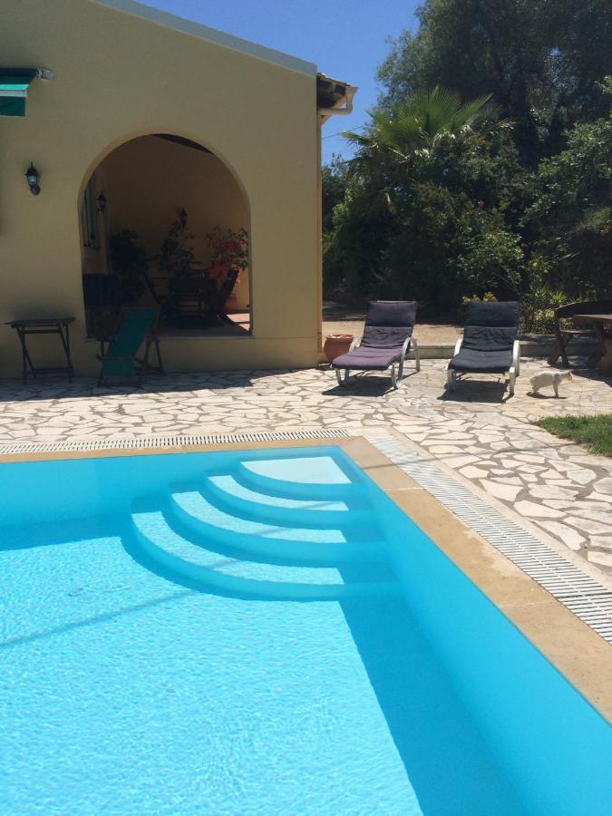 Gastouri Villa Pascalia With Heated Pool In October And Views Achilleion Екстер'єр фото