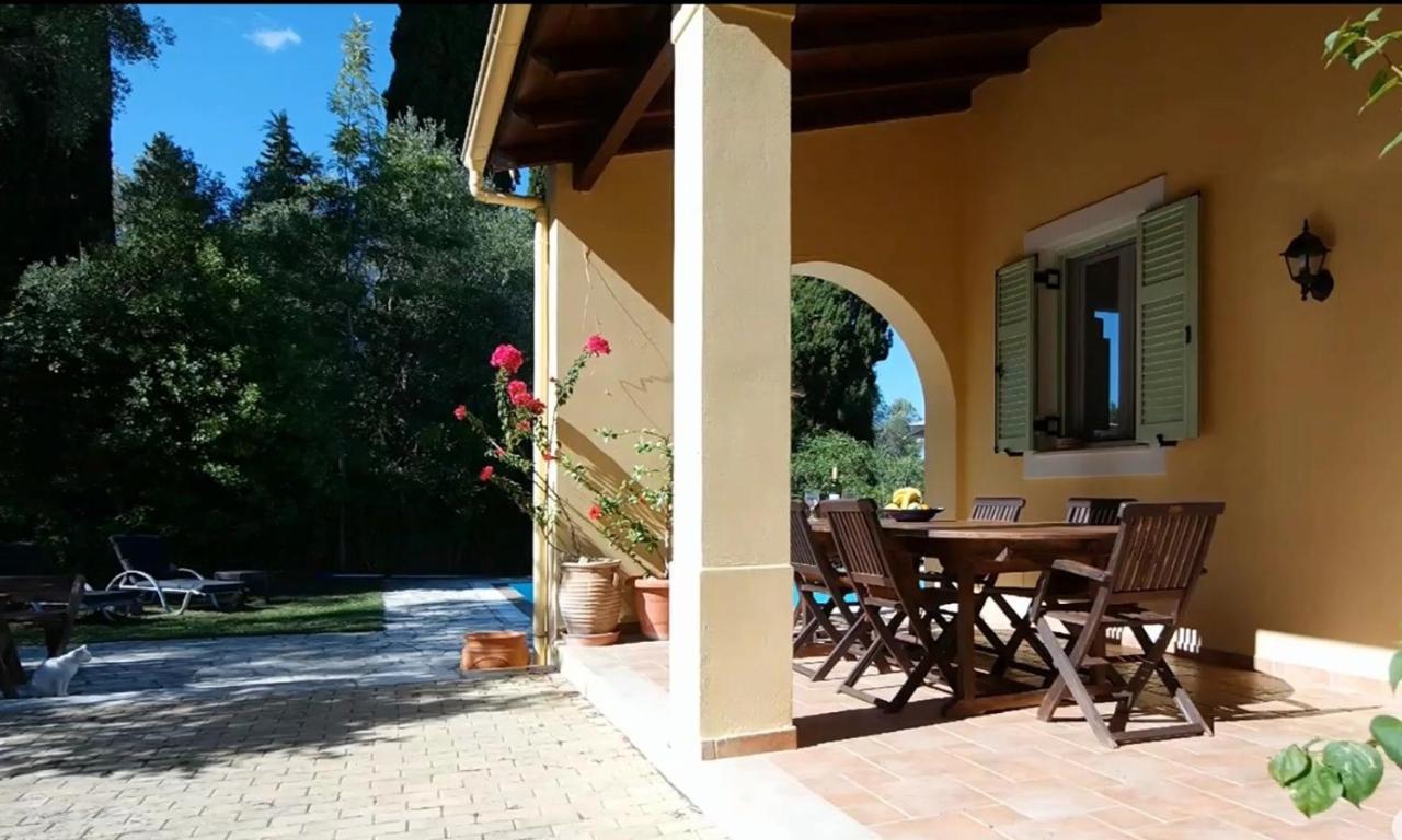 Gastouri Villa Pascalia With Heated Pool In October And Views Achilleion Екстер'єр фото