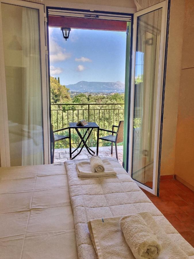 Gastouri Villa Pascalia With Heated Pool In October And Views Achilleion Екстер'єр фото