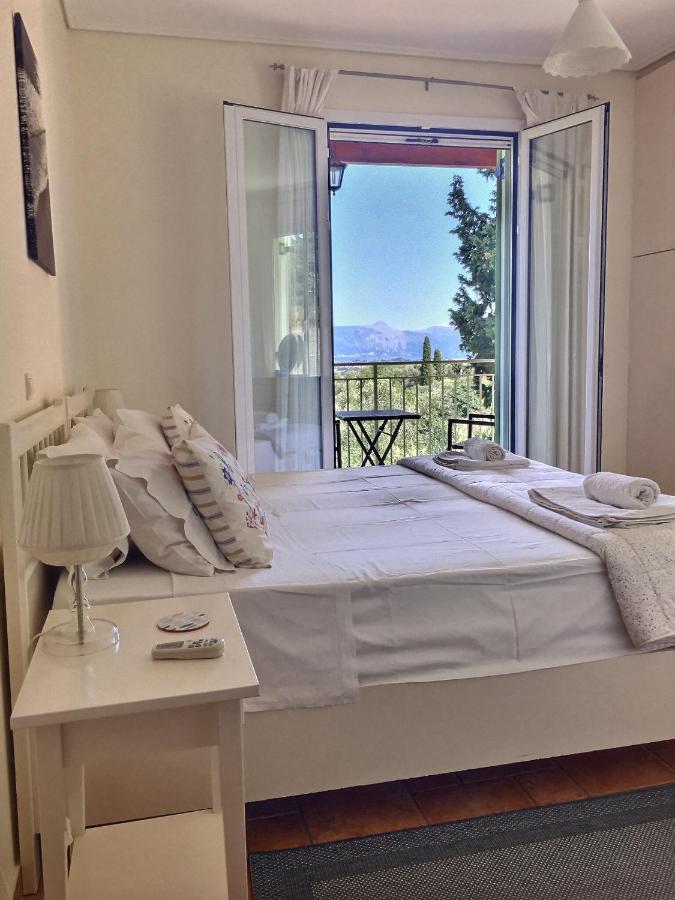 Gastouri Villa Pascalia With Heated Pool In October And Views Achilleion Екстер'єр фото